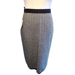 NWT Lord & Taylor Zenana Baruffa Pencil Skirt Sz S